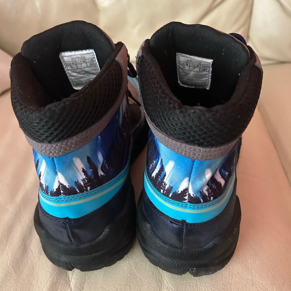 Inkkas, Women's 9 Men’s 7 Aurora Vegan Trekk Boot, Hiking, Artsy, Blue Outdoors - Picture 9 of 11